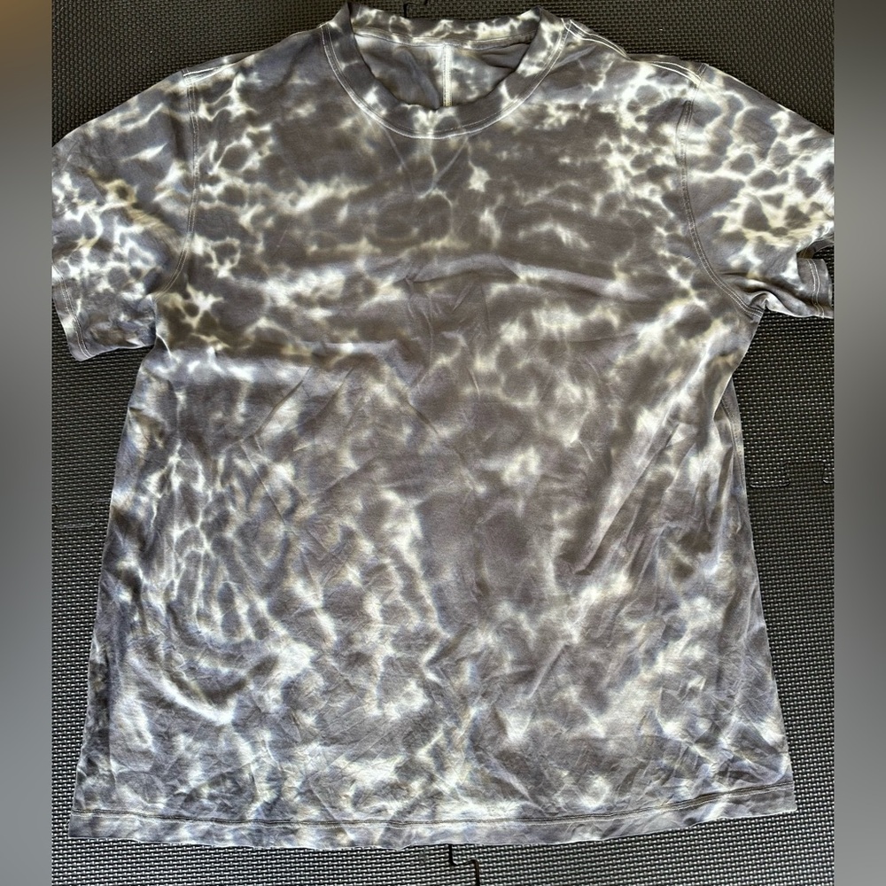 Women’s Lululemon All Yours tee. Size 8